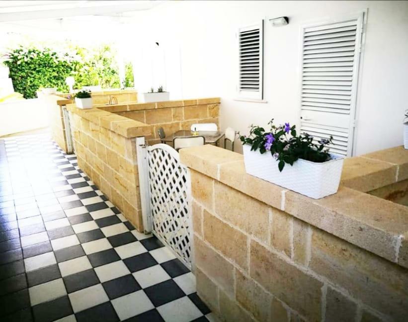 Casa Lu Salentu Torre Lapillo Exterior foto